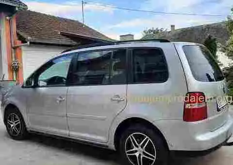 Volkswagen Touran 1.9 TDI - 2/5