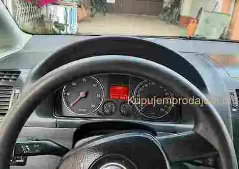 Volkswagen Touran 1.9 TDI - 3/5