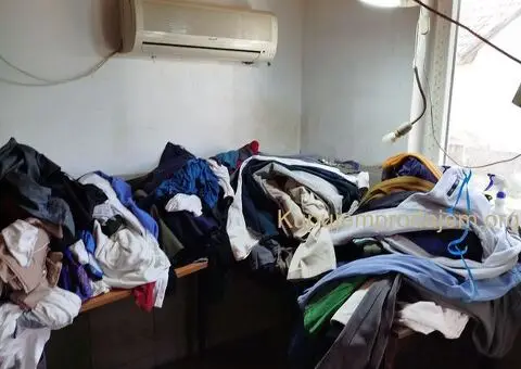 Roba iz uvoza za dalju prodaju - 2/4