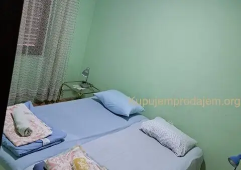 Izdaje se apartman-vikendica na Srebrnom jezeru - 3/5