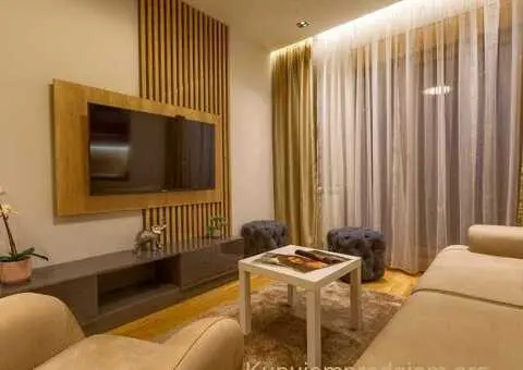 Prodajem stan na zlatiboru - 2/5