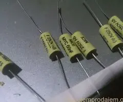 MCE ITALY kondenzatori NOS