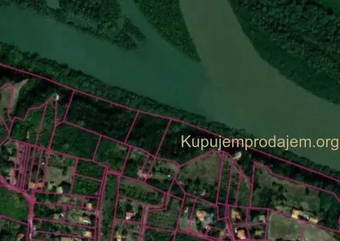 Prodajem plac-Novi Slankamen Janda