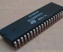 Periferni interface adapter EF6821P SGS Thomson