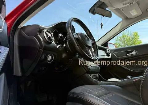 Mercedes Benz GLA 220 2,2 2015. god - 8/14