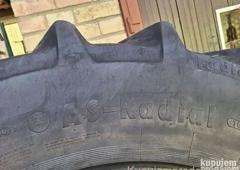 Traktorska guma 520/70 38 - 6/7