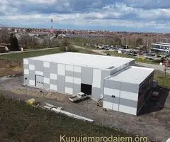 🏡 Sremska Mitrovica, izdaje se poslovni objekat 1500m2