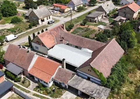 Prodaja poslovnog I stambenog prostora, Ravno Selo - 1/9