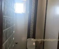 Na prodaju – Prostrana porodična kuća u mirnom delu Beške