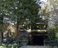 Na prodaju porodična kuća u Vrbasu – čvrsta gradnja sa dušom!