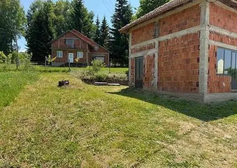 Vikendica sa poslovnim prostorom na Vlasinskom jezeru-idealna za odmor ili posao - 3/15