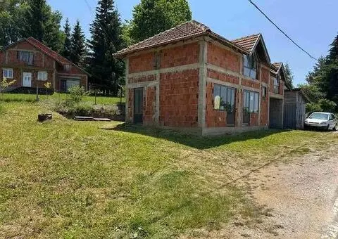 Vikendica sa poslovnim prostorom na Vlasinskom jezeru-idealna za odmor ili posao - 6/15