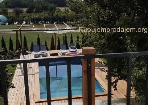 Prelepa porodicna kuca Subotica-Palic