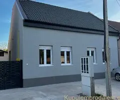 Prodajem kucu u centru Zrenjanina