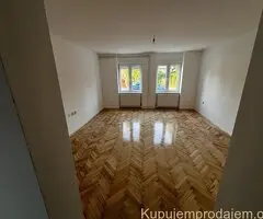 Prodajem kucu u centru Zrenjanina