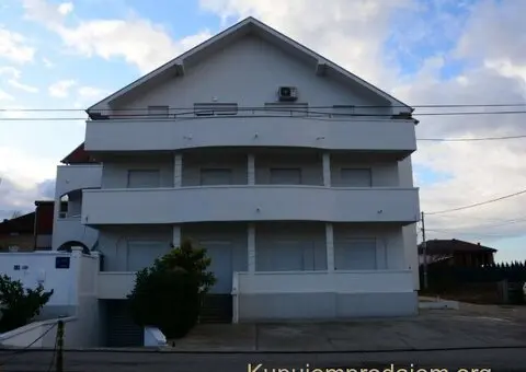 Stan na dan, 25m2 Ledine - 8/8