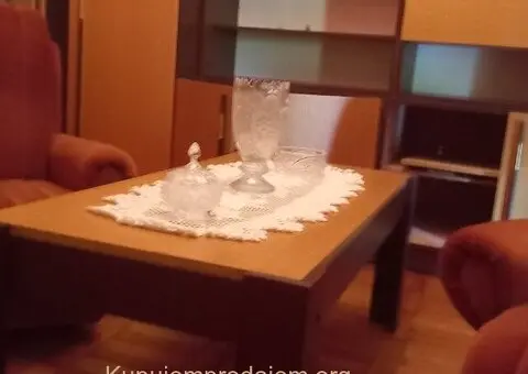 Prodajem kucu u centru Perleza - 6/12