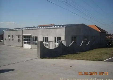 Izdajem halu 1000 m2 plus poslovni prostor 200 m2 - 2/6