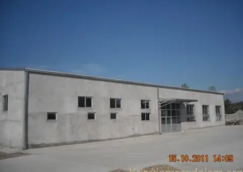 Izdajem halu 1000 m2 plus poslovni prostor 200 m2 - 3/6