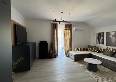 CRNA GORA. Prodaje se dvosoban stan u Podi, Herceg Novi - 2/10