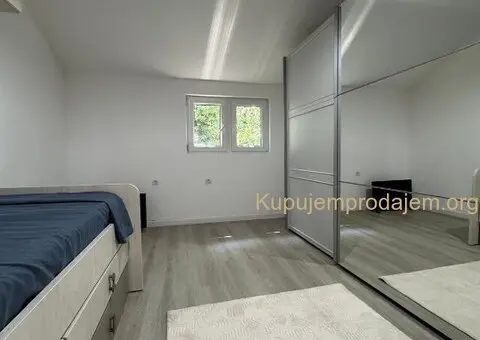 CRNA GORA. Prodaje se dvosoban stan u Podi, Herceg Novi - 7/10