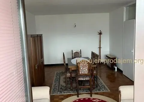 Prodajem stan u najstrozem centru Petrovca na Mlavi - 12/15