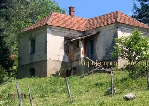 Prodajem dve kuce Pepeljevac-Lajkovac - 1/3