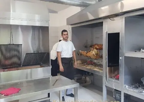 Pecenjara na prodaju - 1/5