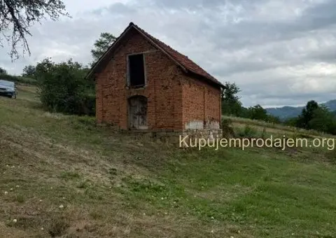 Prodajem kucu u selu Viča-Lučani - 8/13