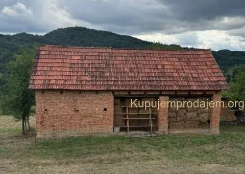 Prodajem kucu u selu Viča-Lučani - 9/13