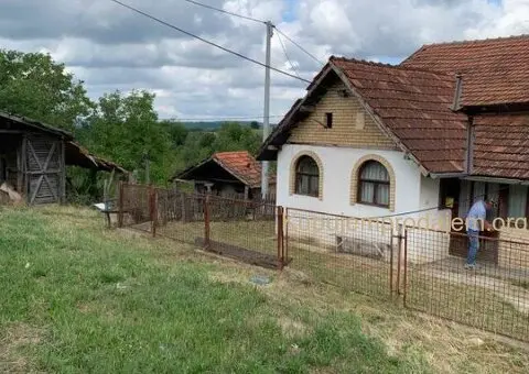 Prodajem kucu sa zemljistem Poljanice-Ljig - 1/15