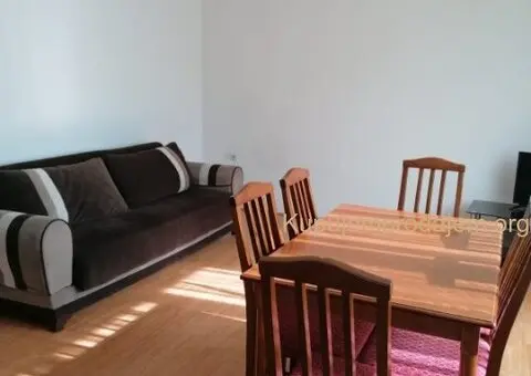 Prodaja kuce sa vise stanova i garazom Indjija - 4/7