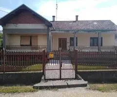 Odlicna kuca za porodicu Aleksandrovac-Žabari