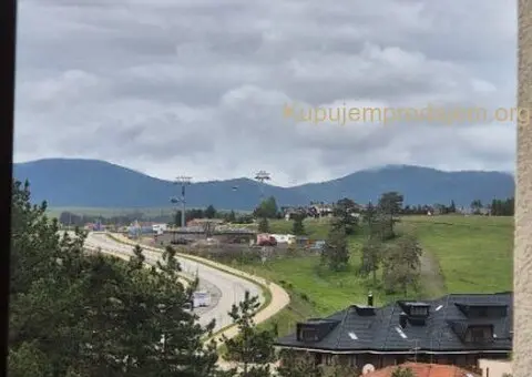 Stan na Zlatiboru , 50m od Mone , 3.0, parking - 15/15