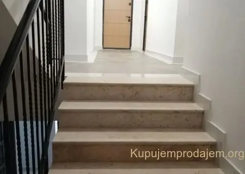 Prodajem stan u Pancevu 90m2 - 7/12