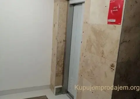 Prodajem stan u Pancevu 90m2 - 8/12