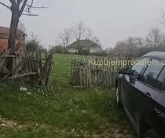 Prodajem gradjevinski plac-Kosmaj