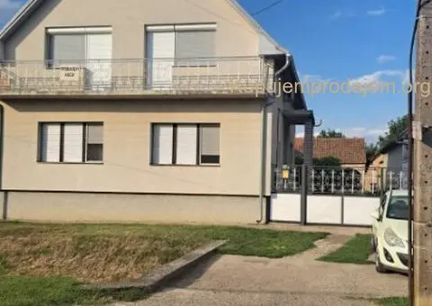 Prodajem seosko domacinstvo - 1/9