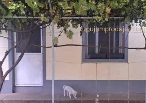 Prodajem seosko domacinstvo - 7/9