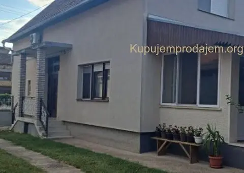 Prodajem seosko domacinstvo - 8/9