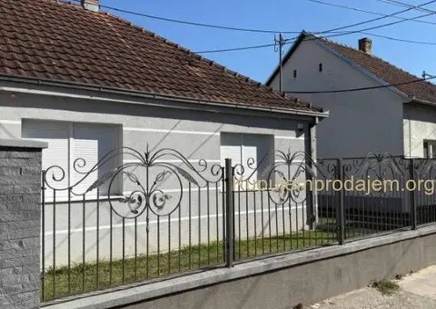 Na prodaju kuća u centru Novog Sada - 3/9