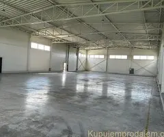 Izdajem hale - magacinski prostor u Ovči u Beogradu.