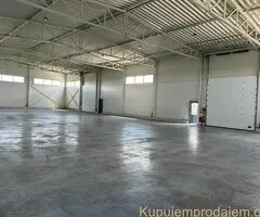 Izdajem hale - magacinski prostor u Ovči u Beogradu.