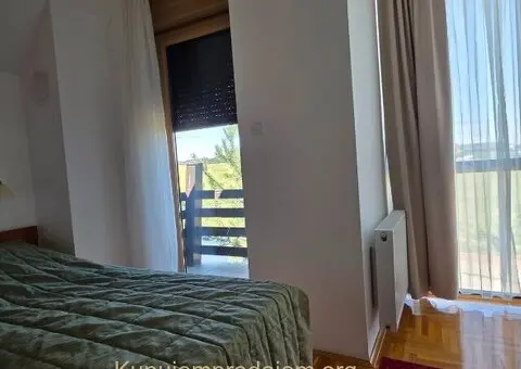 Prodaja kuce na Zlatiboru - 14/15