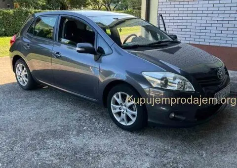 Toyota Auris - 1/7