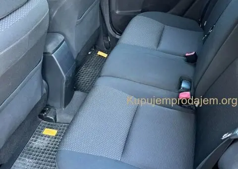 Toyota Auris - 6/7
