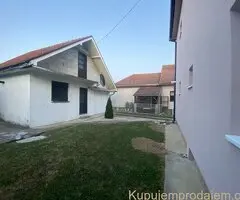 Prodajem kucu u Arandjelovcu