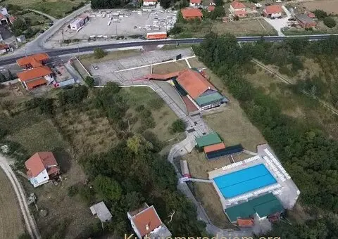 Na prodaju 1.40 hektara sa poslovnim kompleksom - 2/8