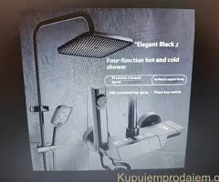 Usponski tuš sa klavir slavinama lux-moderan dizajn i funkcionalnost.EXTRA