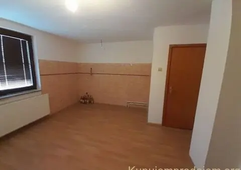 Prodajem kucu u Čelarevu-jedinstvena ponuda - 9/14